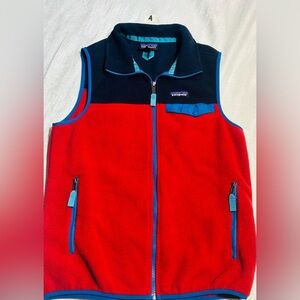 Patagonia men’s lightweighy Synchilla fleece  Vest 100% Polyester Size Small